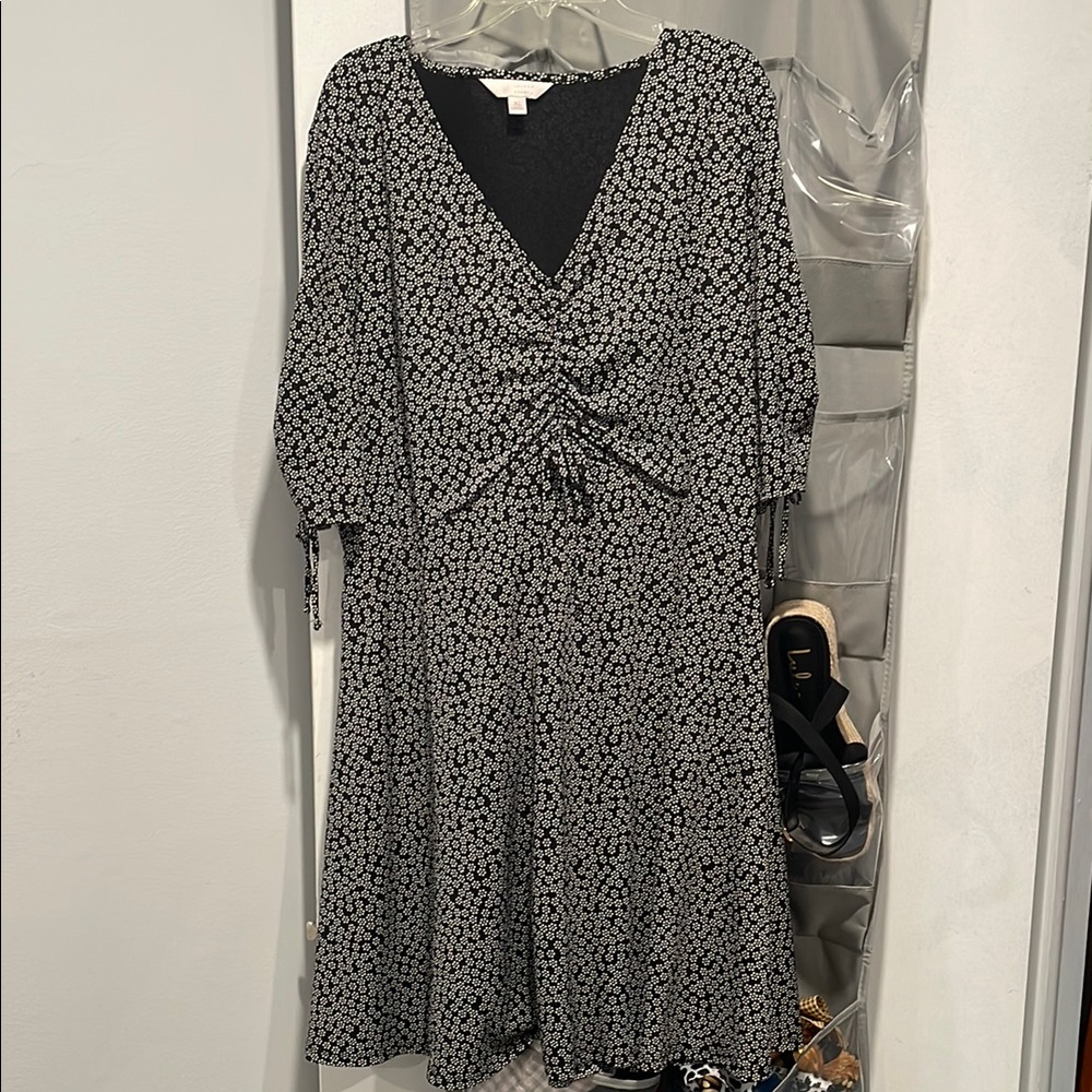 LC Lauren Conrad Black and White Ruched Dress